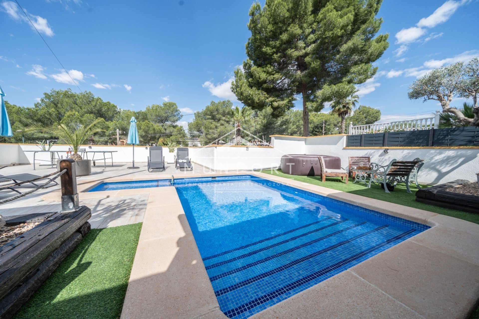 Alquiler a corto plazo - Villas -
Pilar de la Horadada - Pinar de Campoverde