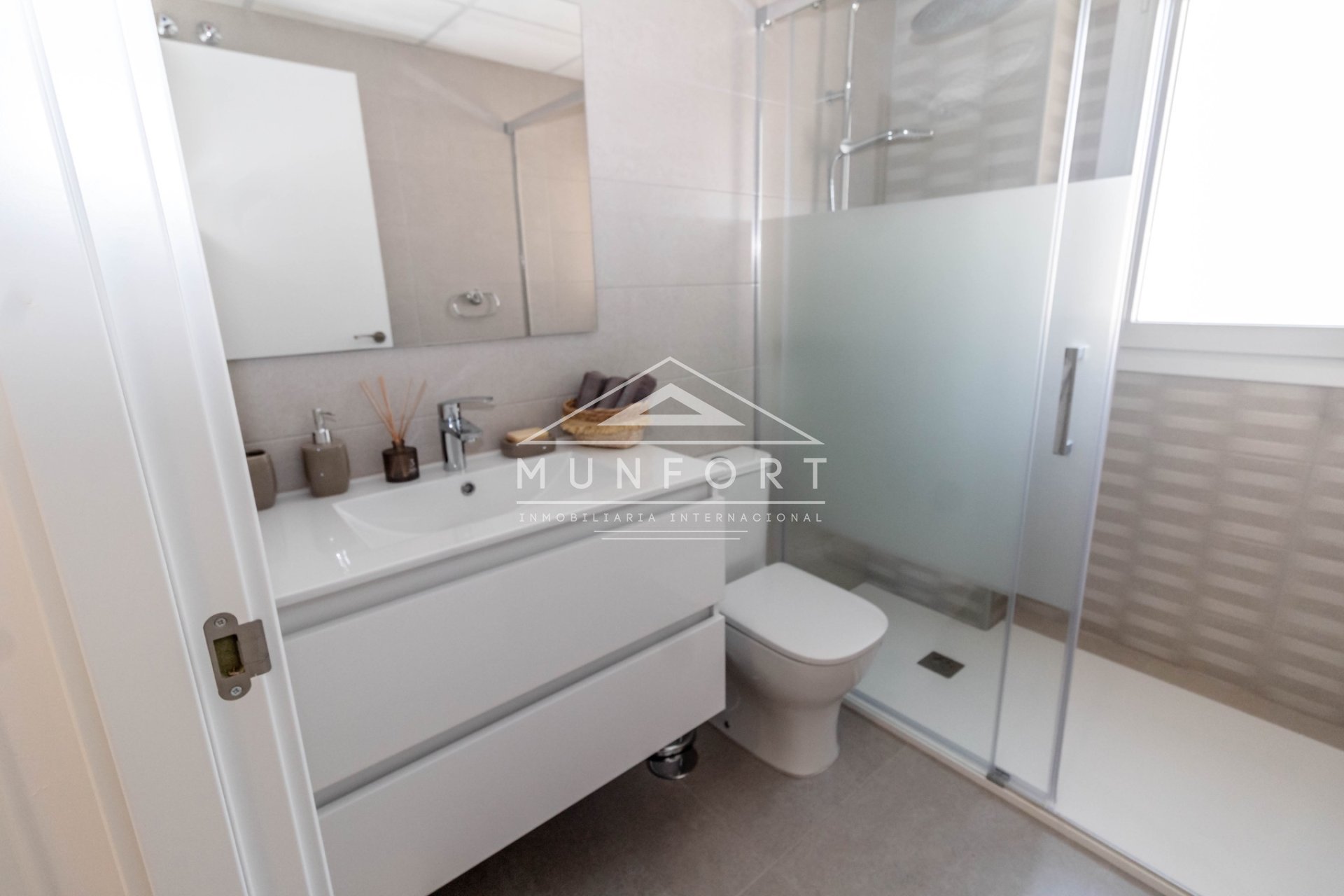 Alquiler a largo plazo - Apartamentos -
Cartagena - La Manga