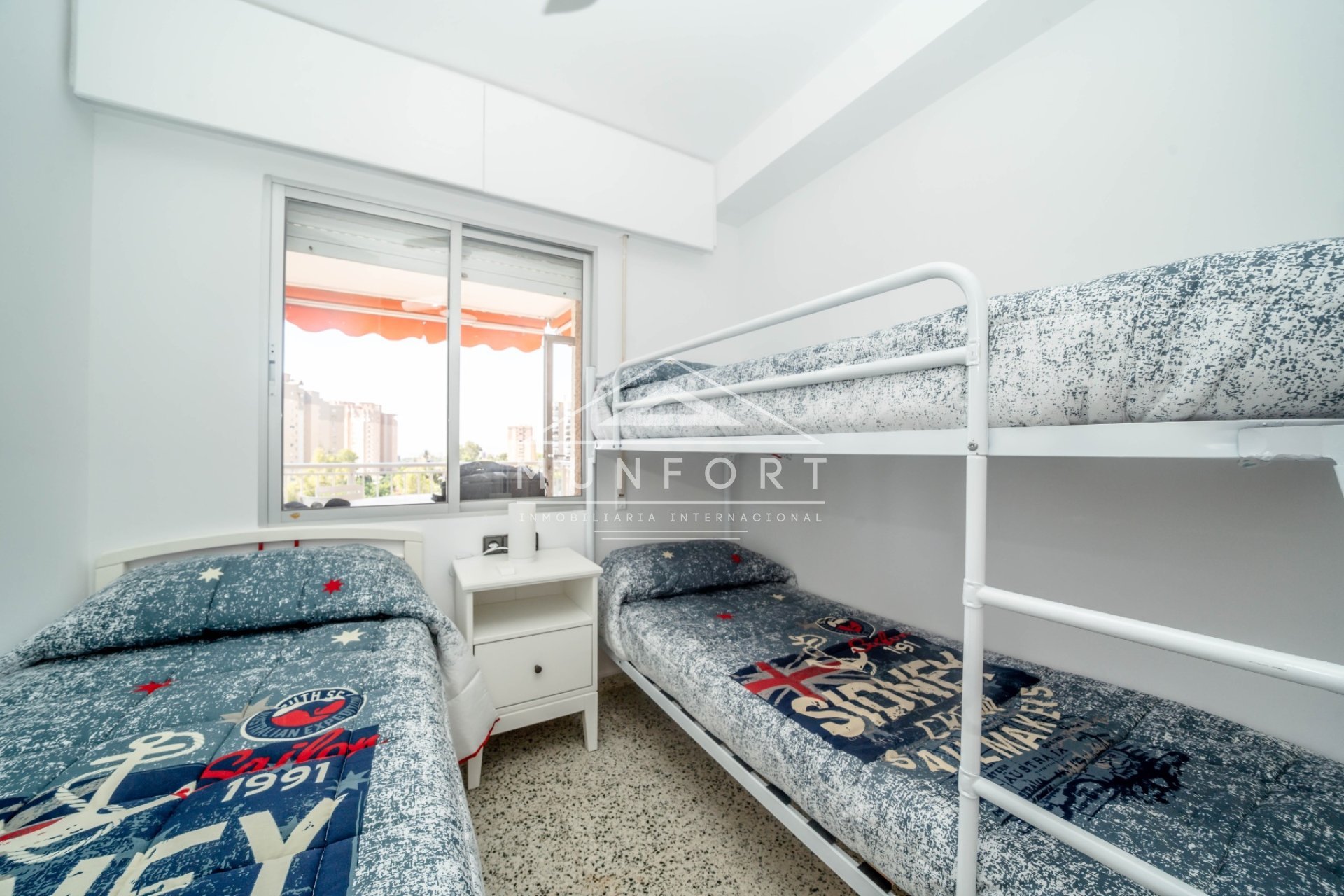 Alquiler a largo plazo - Apartamentos -
Orihuela Costa - Dehesa de Campoamor