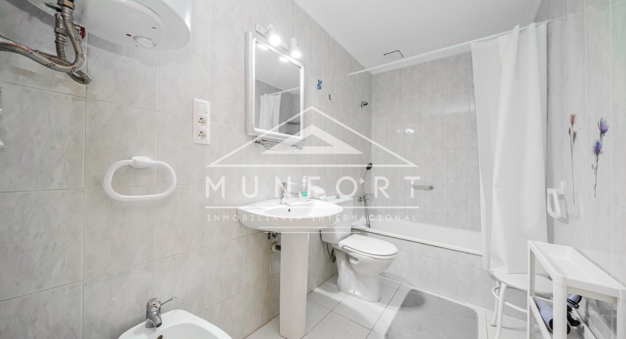 Alquiler a largo plazo - Apartamentos -
Torrevieja