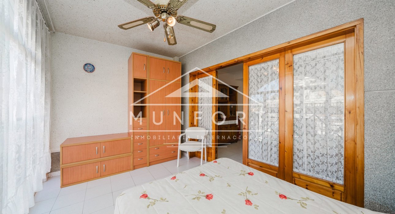 Alquiler a largo plazo - Apartamentos -
Torrevieja