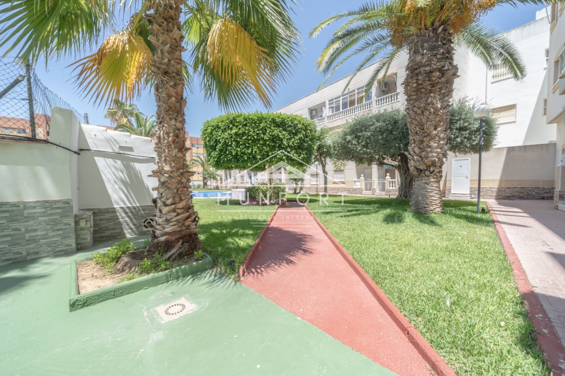 Alquiler a largo plazo - Apartamentos -
Torrevieja