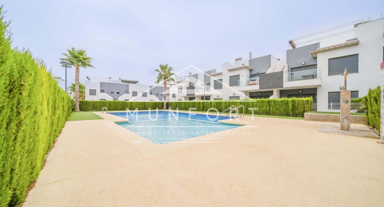 Alquiler a largo plazo - Bungalows -
Pilar de la Horadada