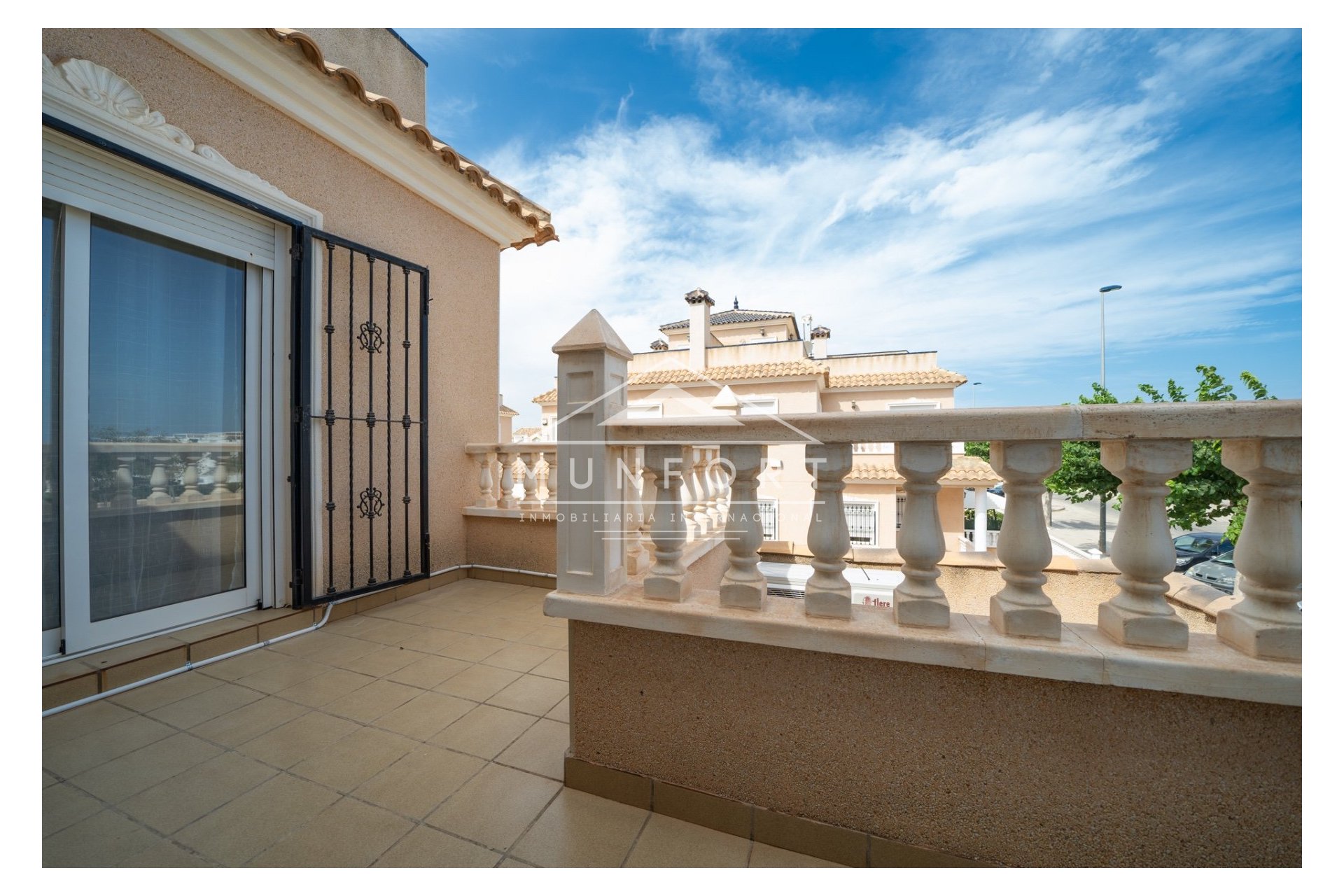 Alquiler a largo plazo - Casas Adosadas -
Pilar de la Horadada - Torre de la Horadada