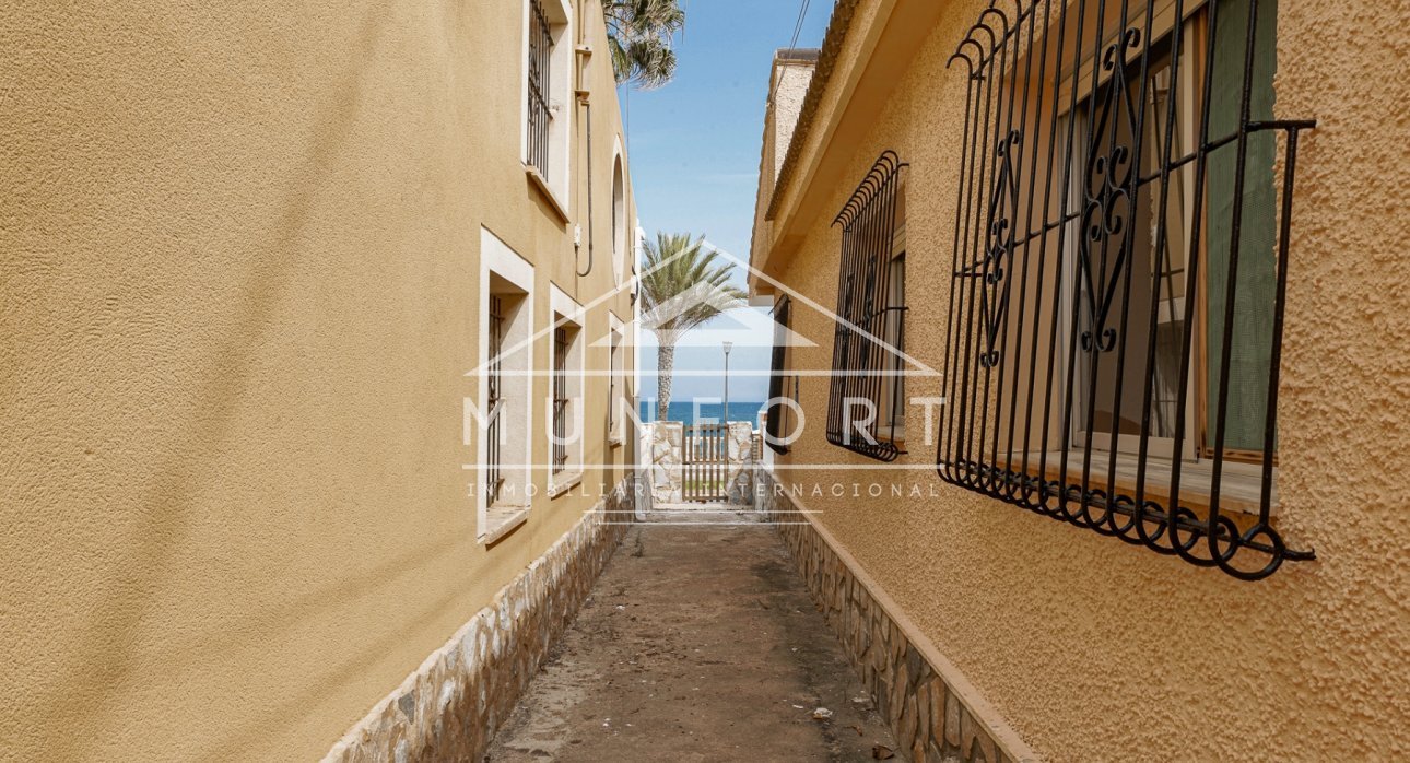 Alquiler a largo plazo - Villas -
Pilar de la Horadada - Torre de la Horadada