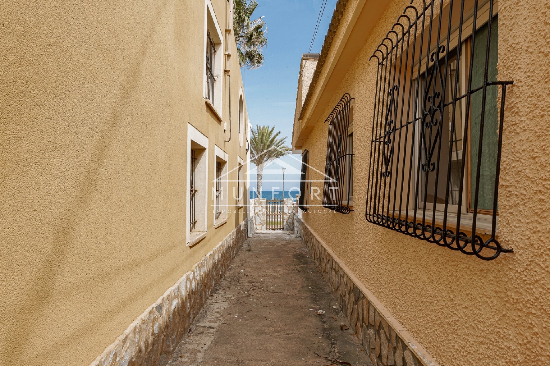 Alquiler a largo plazo - Villas -
Pilar de la Horadada - Torre de la Horadada