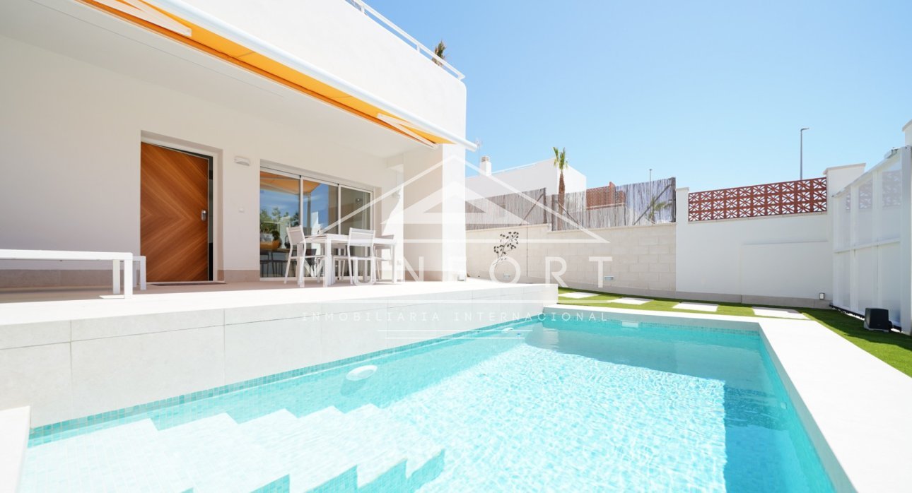 Alquiler a largo plazo - Villas -
Pilar de la Horadada