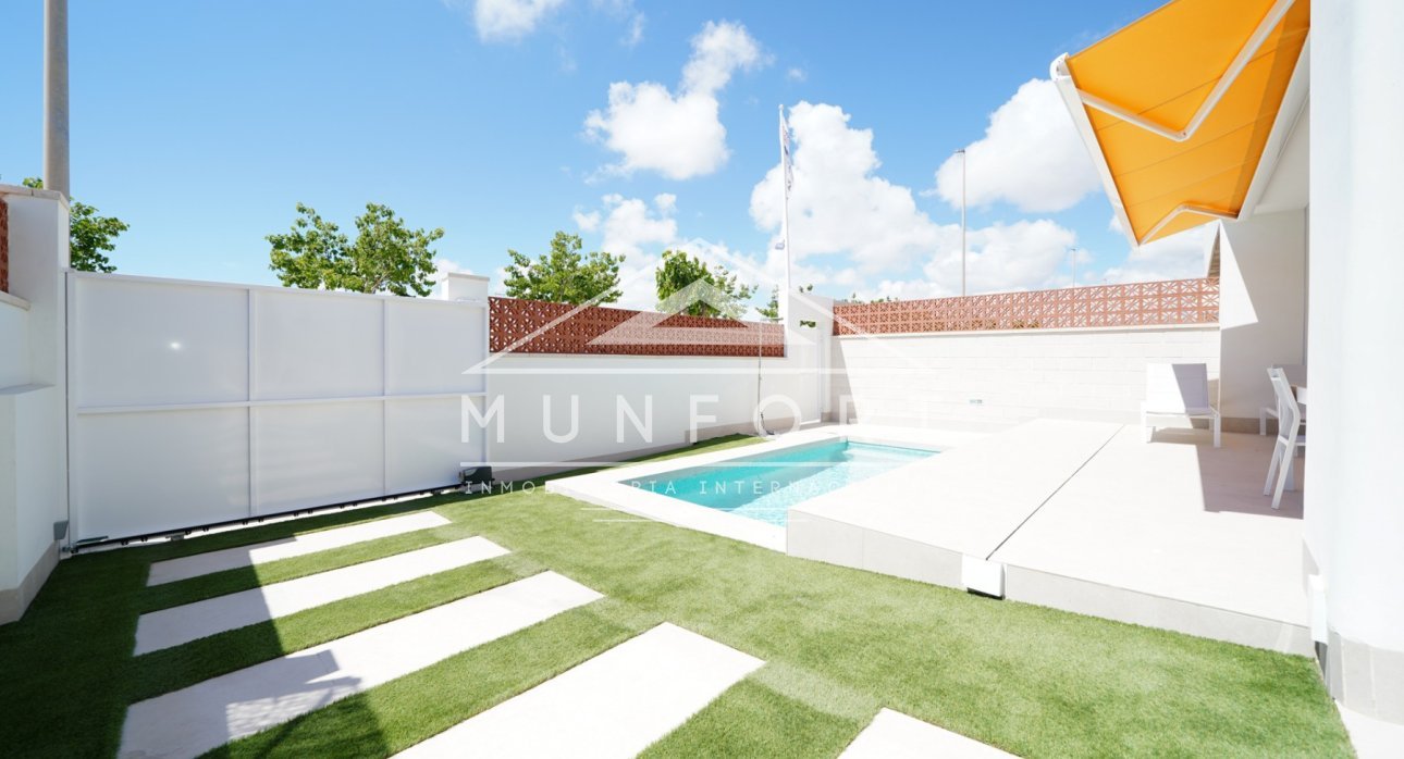 Alquiler a largo plazo - Villas -
Pilar de la Horadada