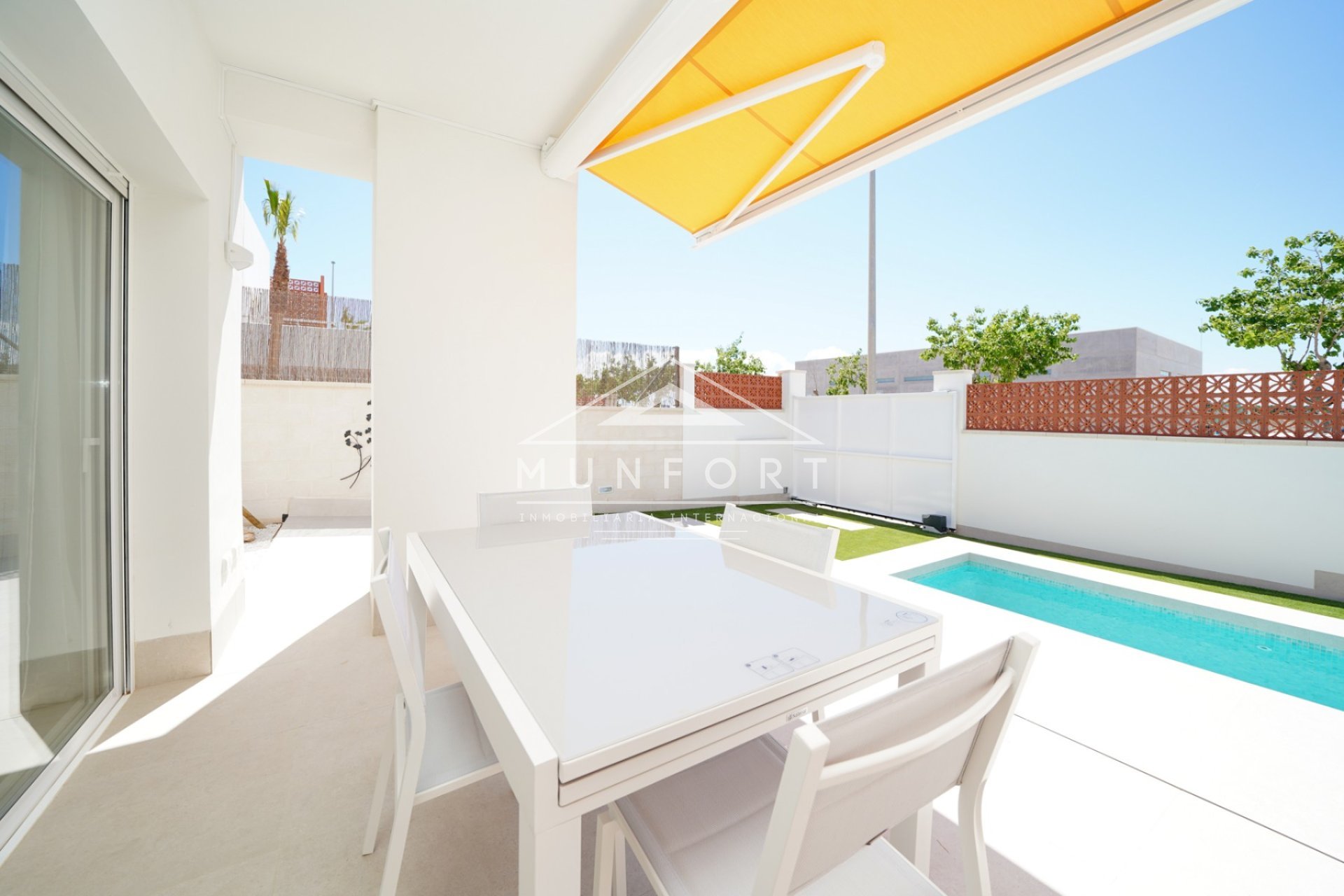 Alquiler a largo plazo - Villas -
Pilar de la Horadada