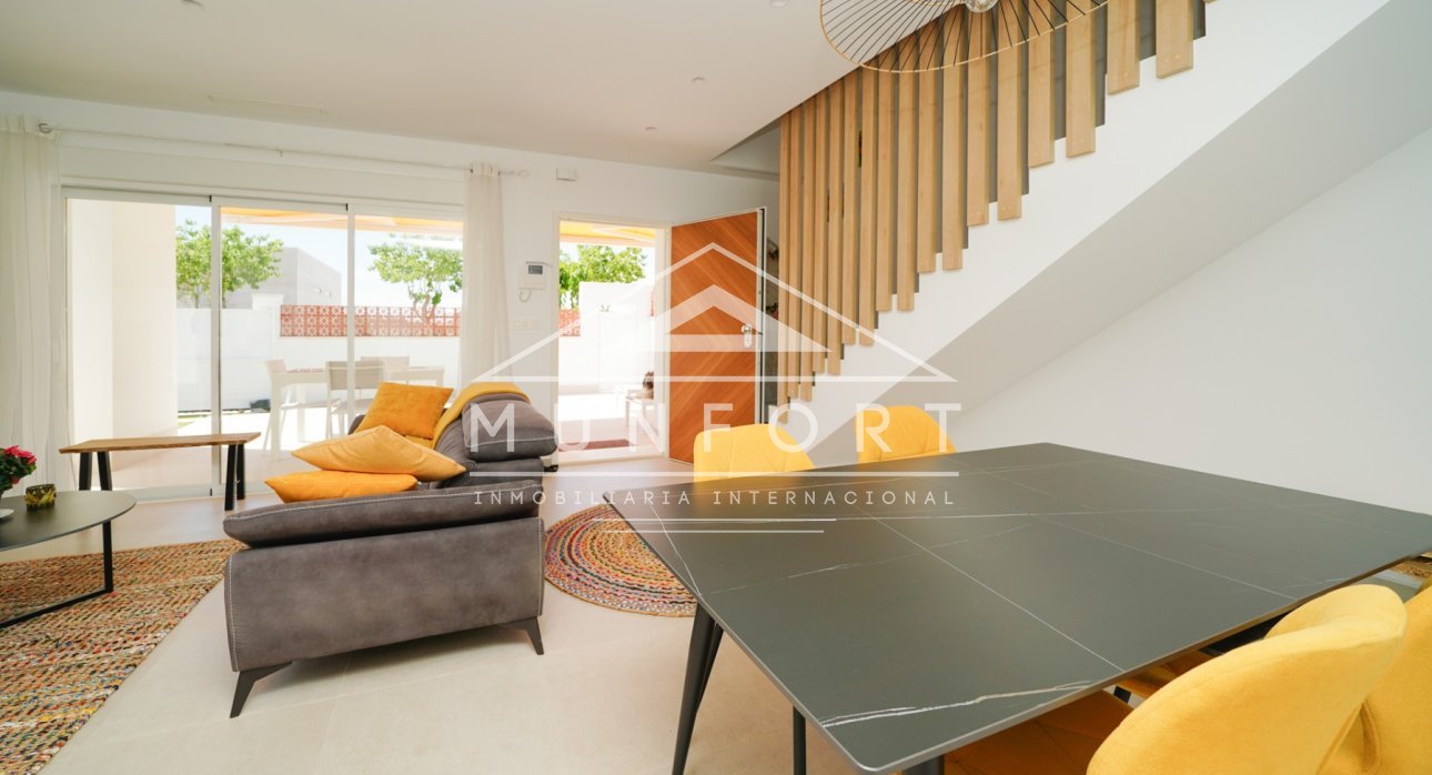 Alquiler a largo plazo - Villas -
Pilar de la Horadada