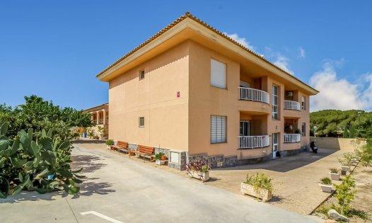 Apartments - Resale -
            Los Urrutias - V403