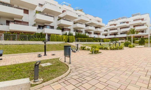 Apartments - Resale - Orihuela Costa -
                Lomas de Cabo Roig