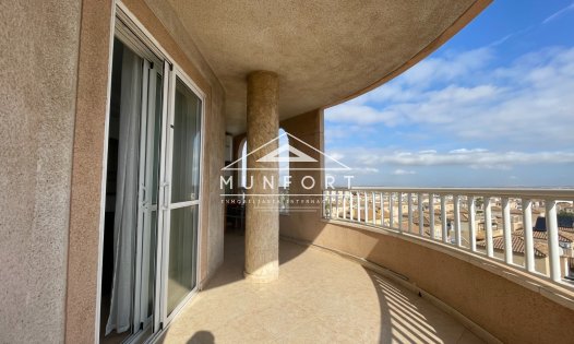 Apartments - Resale - Torrevieja -
                Centro - Torrevieja