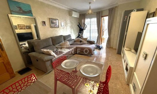 Apartments - Resale -
            Torrevieja - MT454