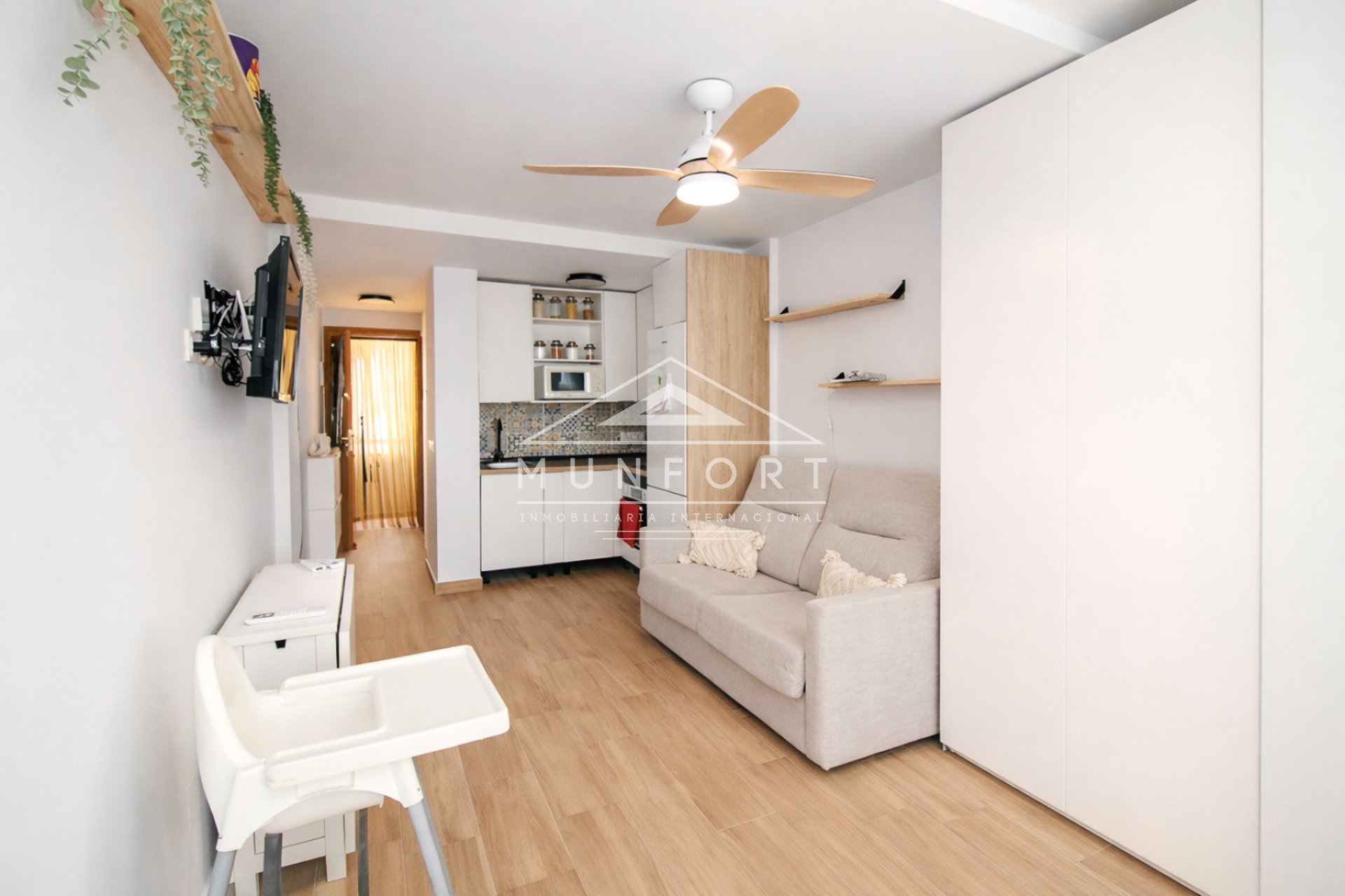 Återförsäljning - Bostadsstudior -
Pilar de la Horadada - Mil Palmeras