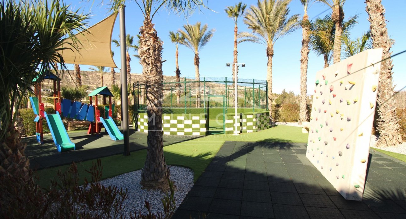 Återförsäljning - Bungalows -
Algorfa - Club de Golf La Finca - Algorfa