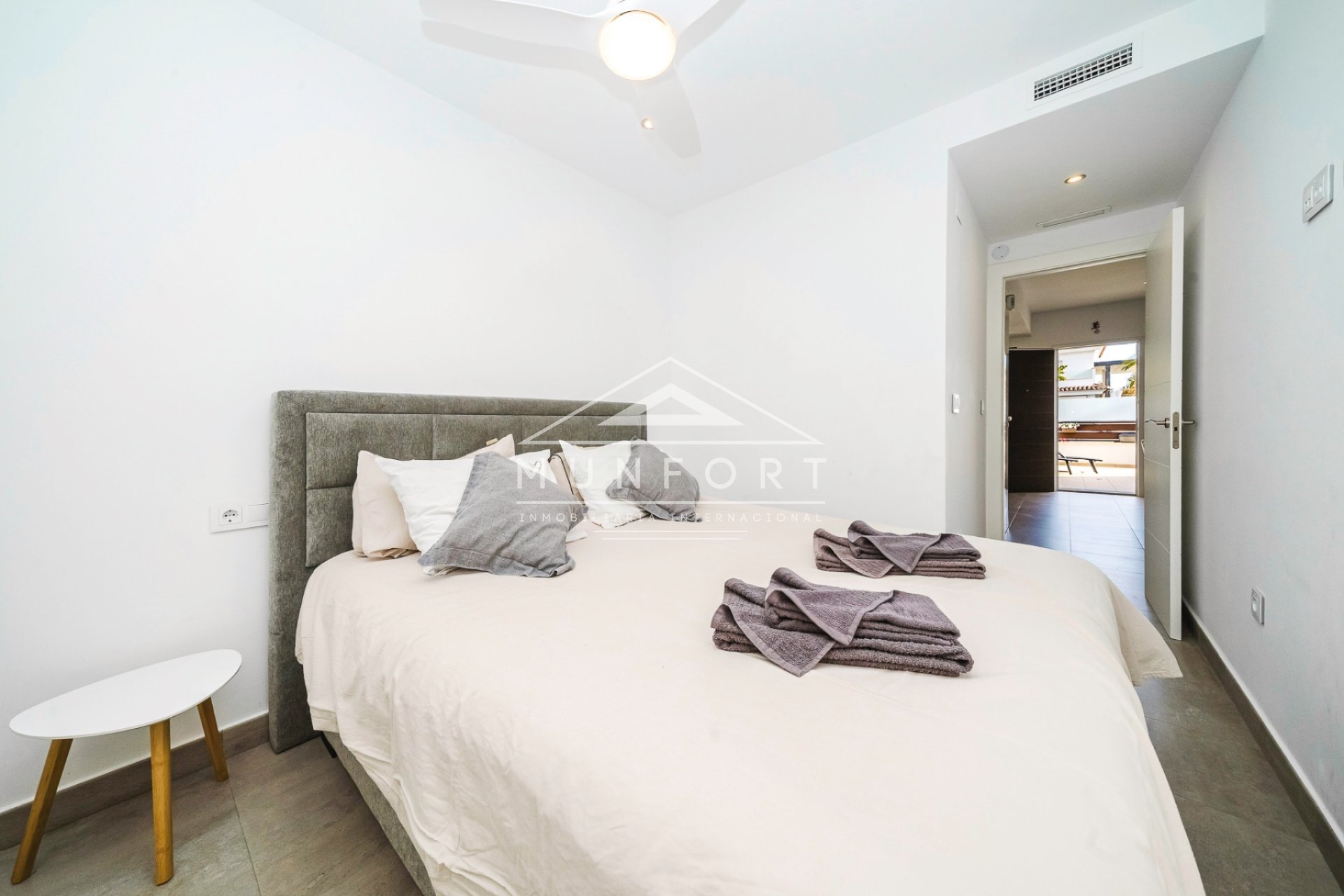 Återförsäljning - Bungalows -
Lo Pagán - Castelar College - Lo Pagán