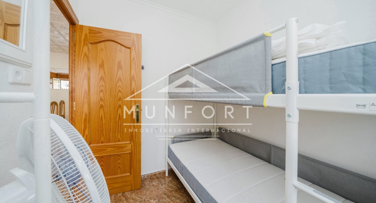 Återförsäljning - Bungalows -
Los Nietos