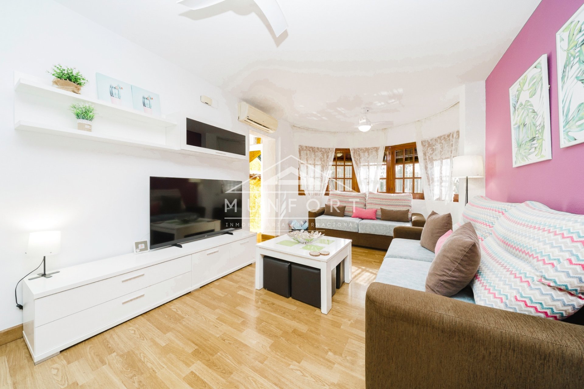 Återförsäljning - Bungalows -
Los Urrutias - Estrella de Mar