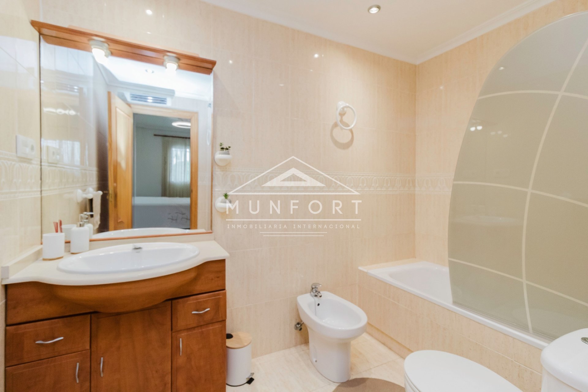 Återförsäljning - Bungalows -
Orihuela Costa - ZENIAMAR