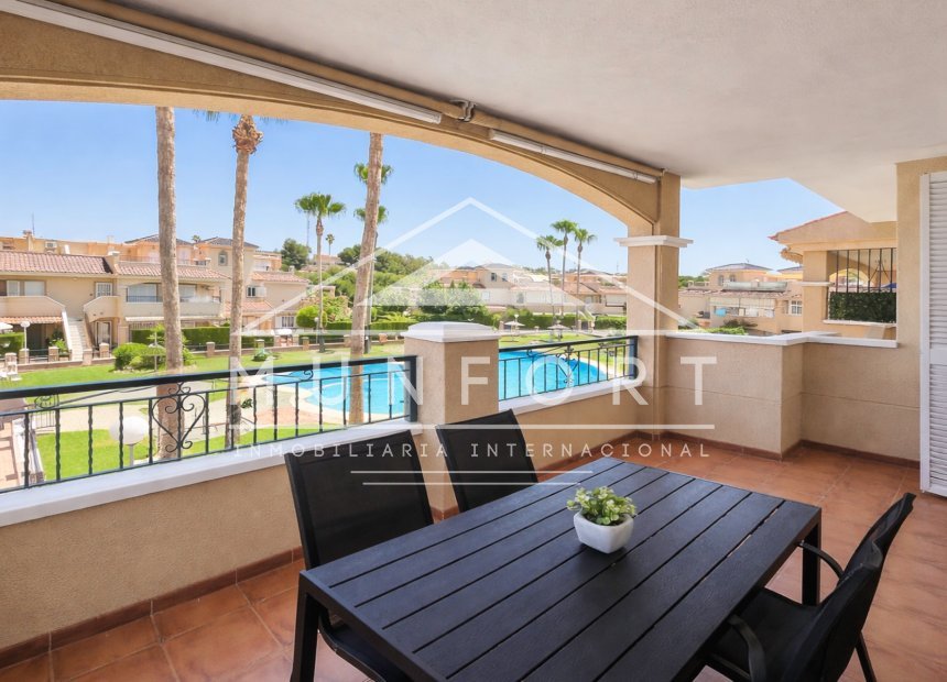 Återförsäljning - Bungalows -
Pilar de la Horadada - Mil Palmeras