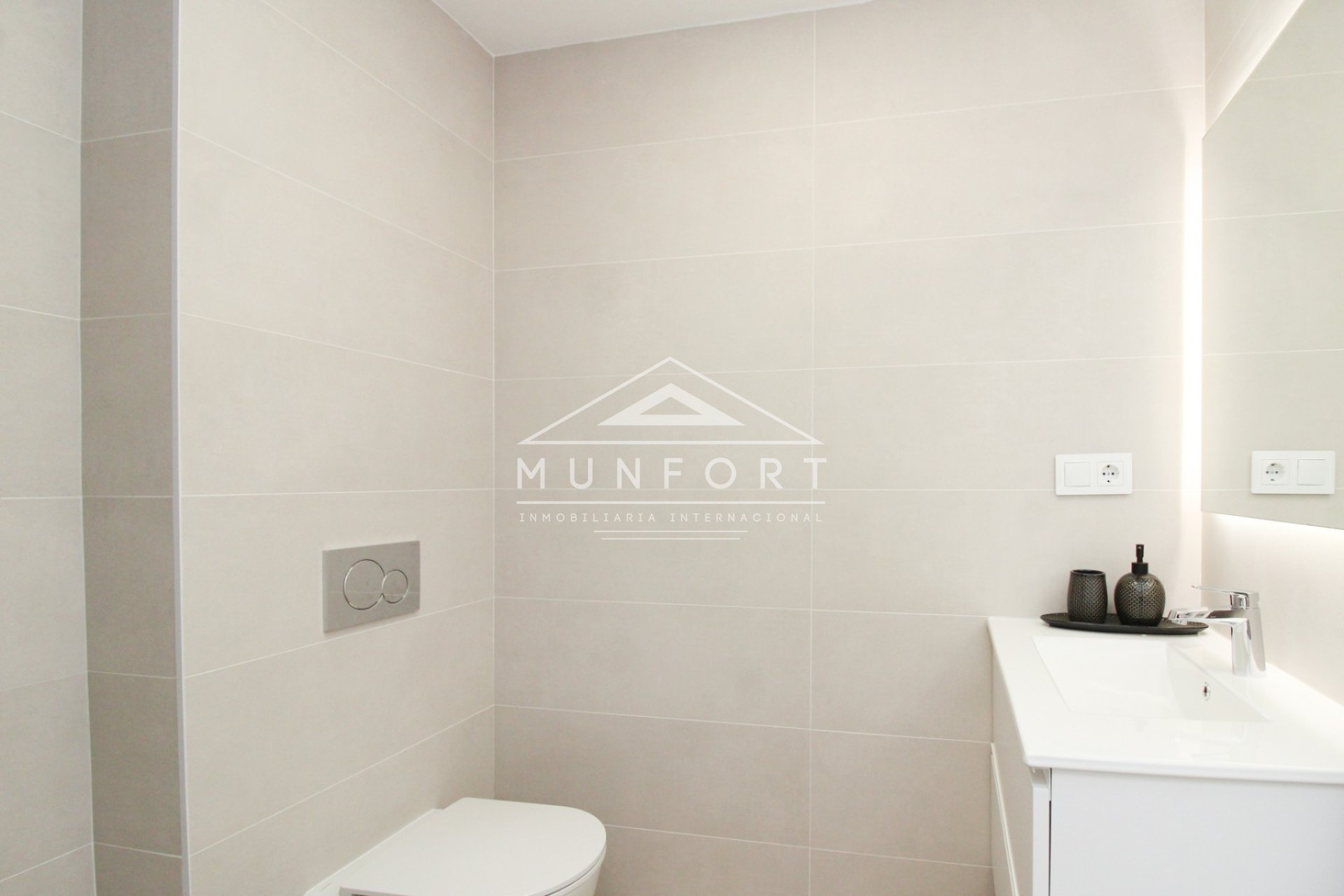 Återförsäljning - Bungalows -
Pilar de la Horadada