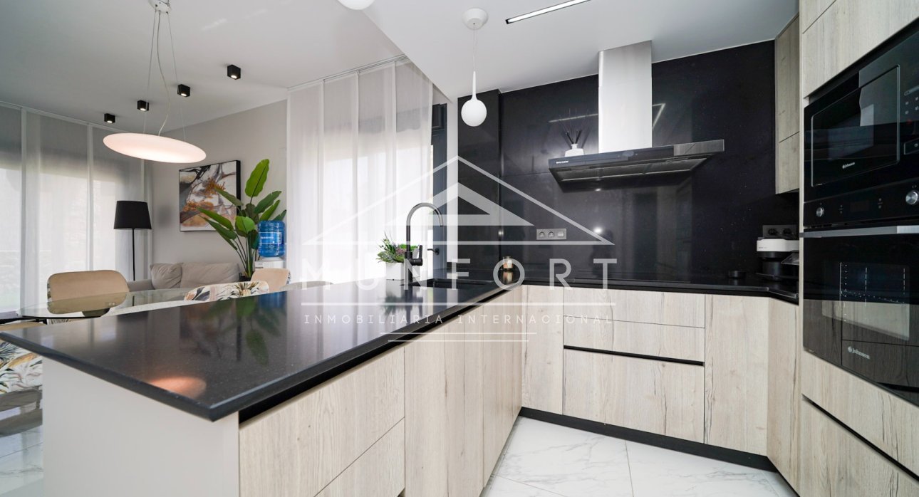 Återförsäljning - Bungalows -
Pilar de la Horadada