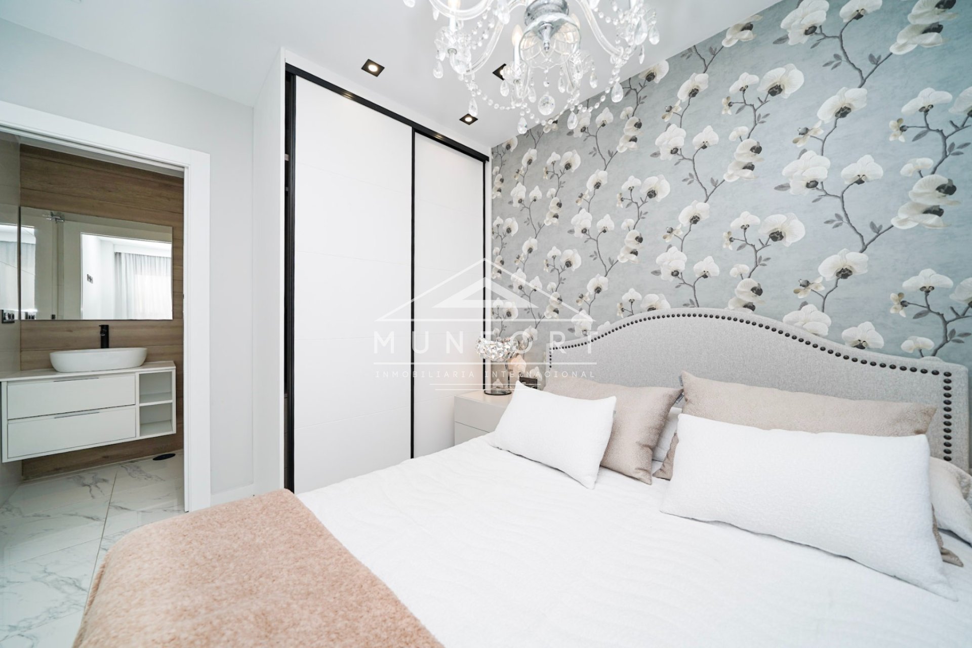 Återförsäljning - Bungalows -
Pilar de la Horadada