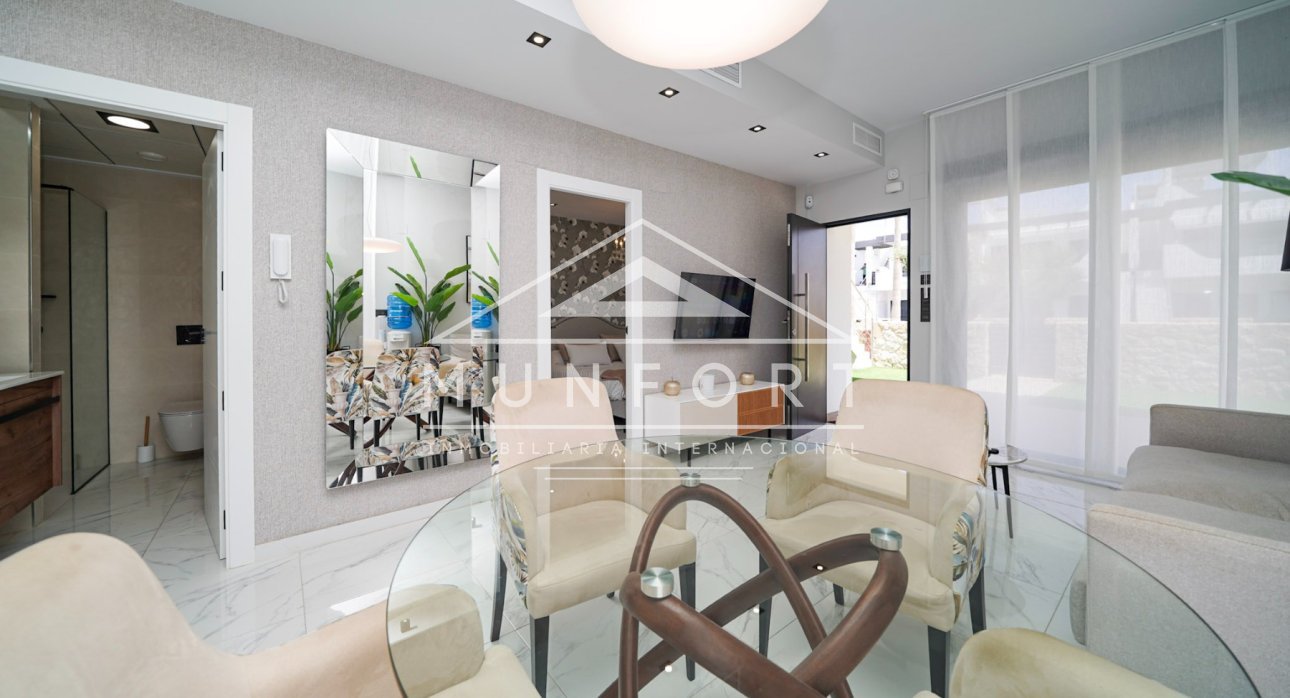 Återförsäljning - Bungalows -
Pilar de la Horadada