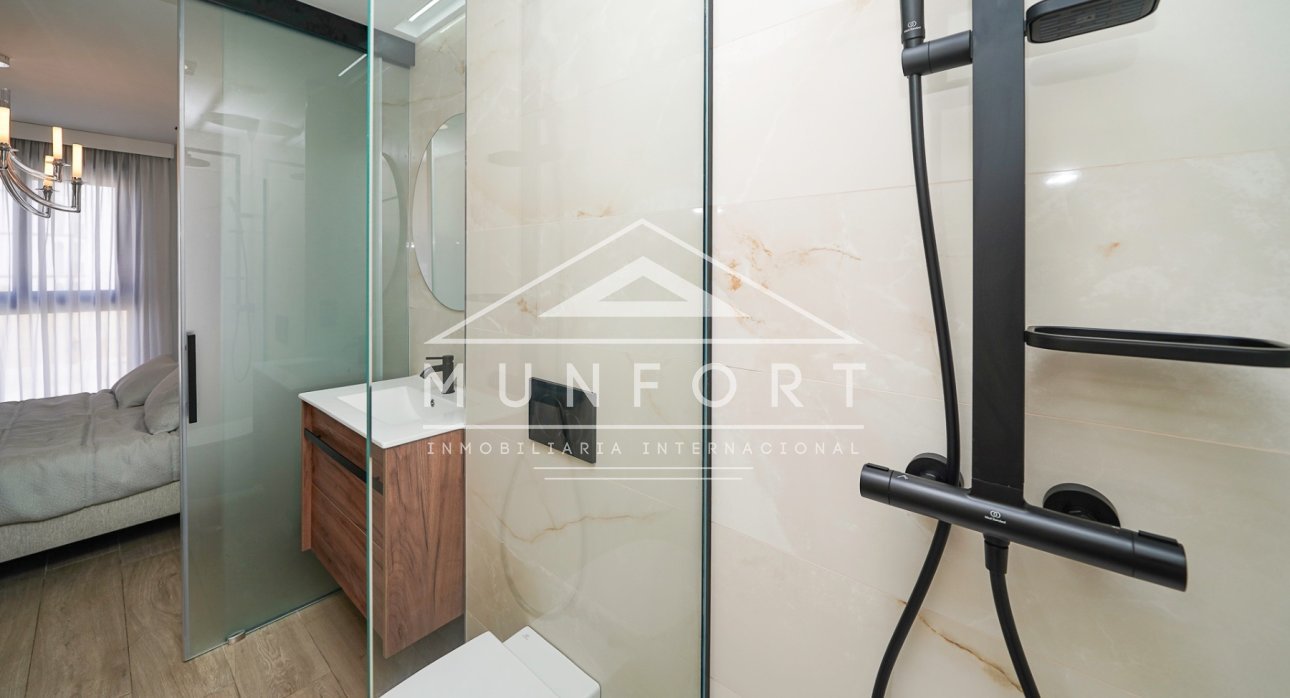 Återförsäljning - Bungalows -
Pilar de la Horadada