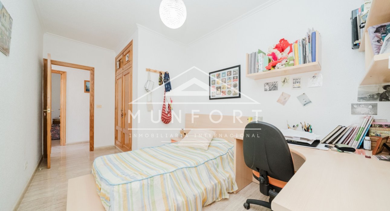 Återförsäljning - Bungalows -
Pilar de la Horadada