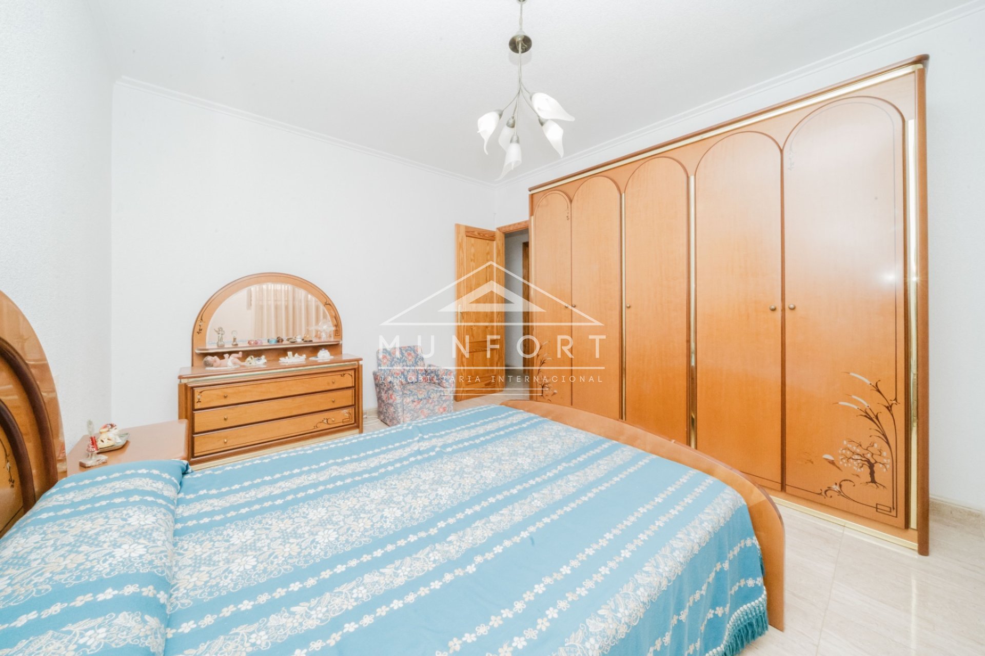 Återförsäljning - Bungalows -
Pilar de la Horadada