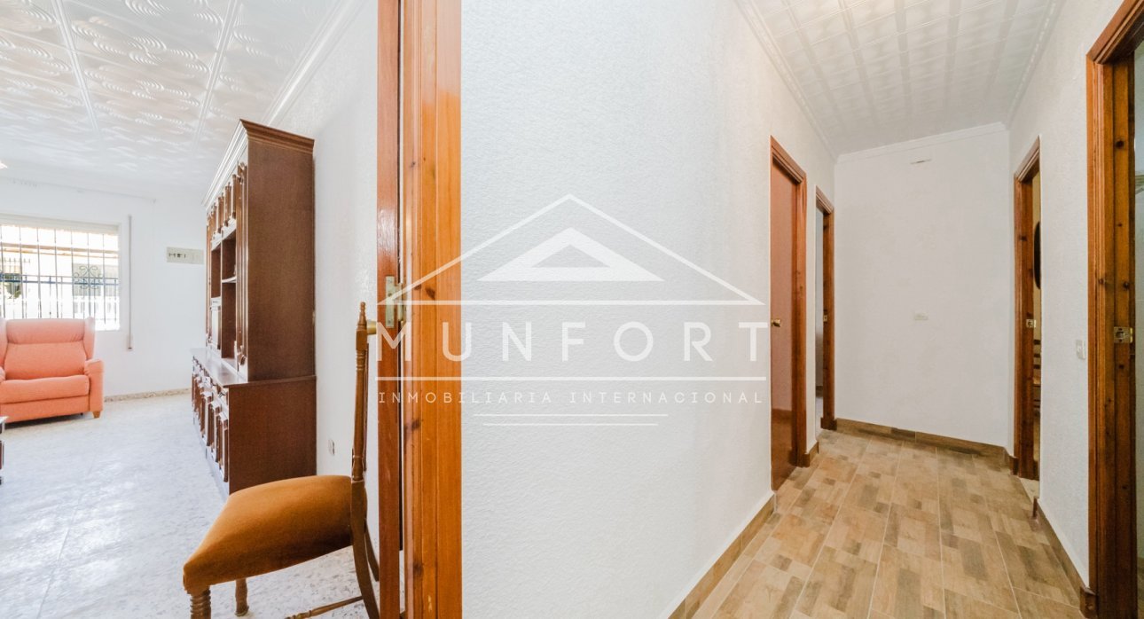 Återförsäljning - Bungalows -
Pilar de la Horadada