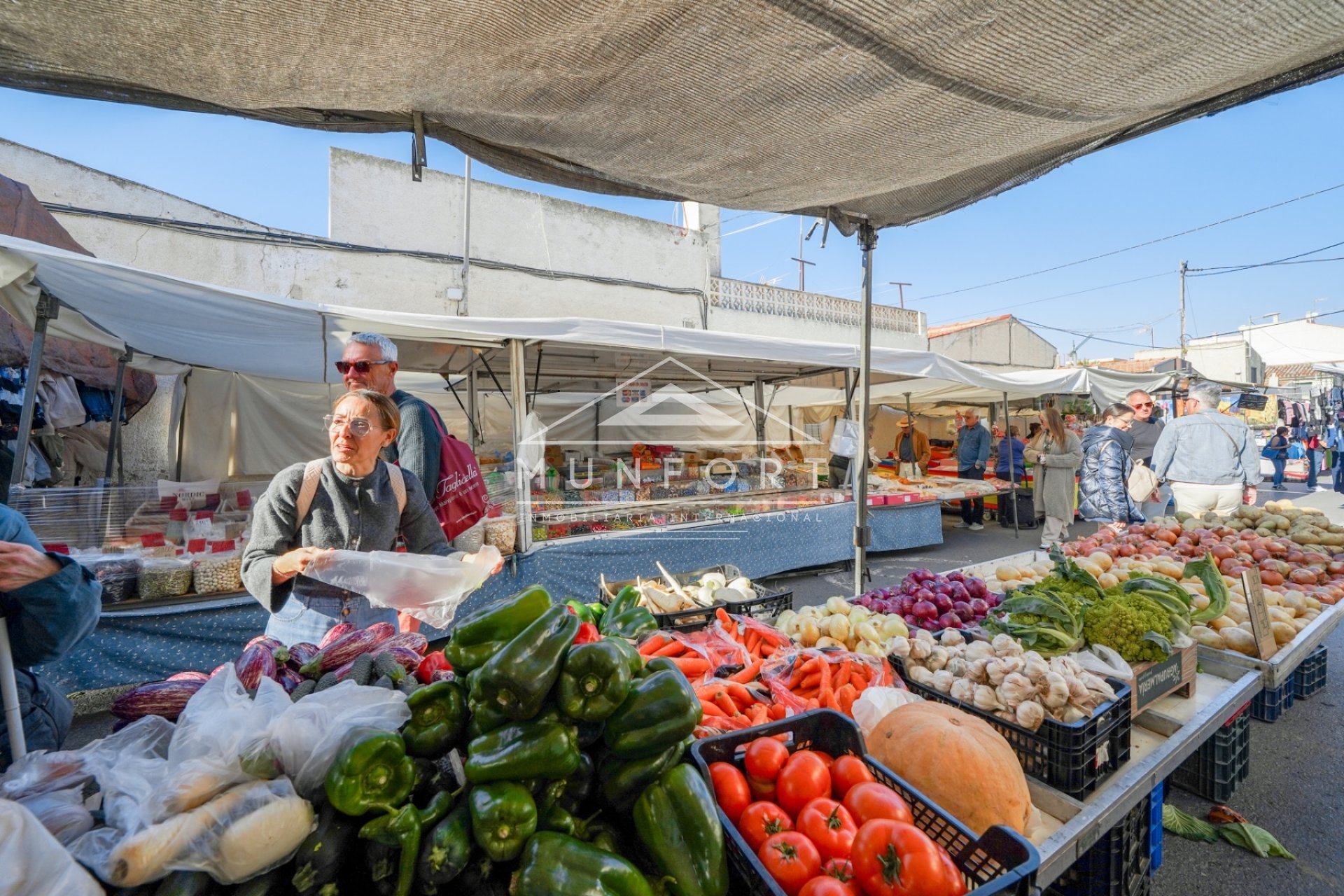 Återförsäljning - Bungalows -
San Miguel de Salinas - Ciudad de las Comunicaciones