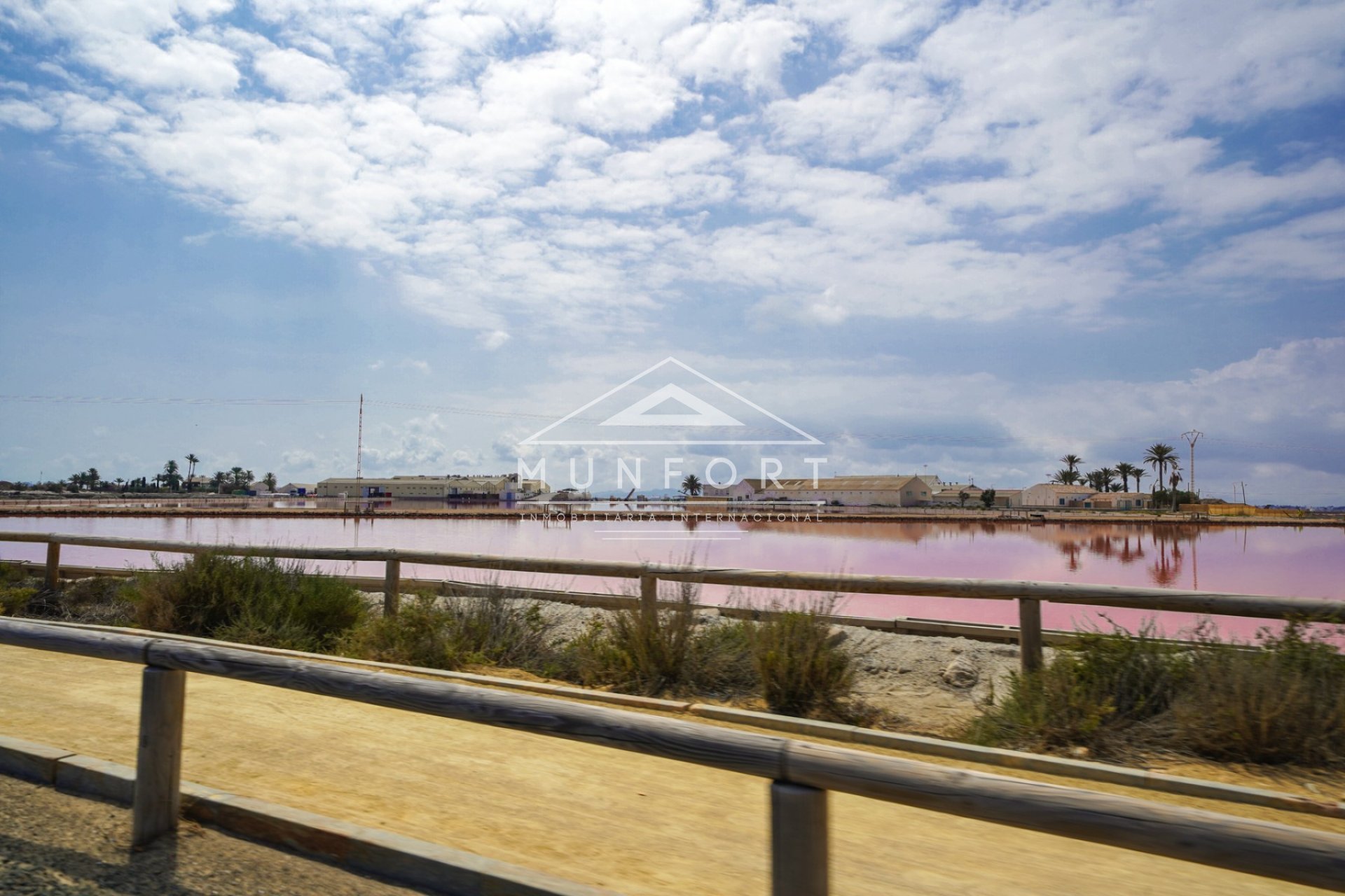 Återförsäljning - Bungalows -
San Pedro del Pinatar