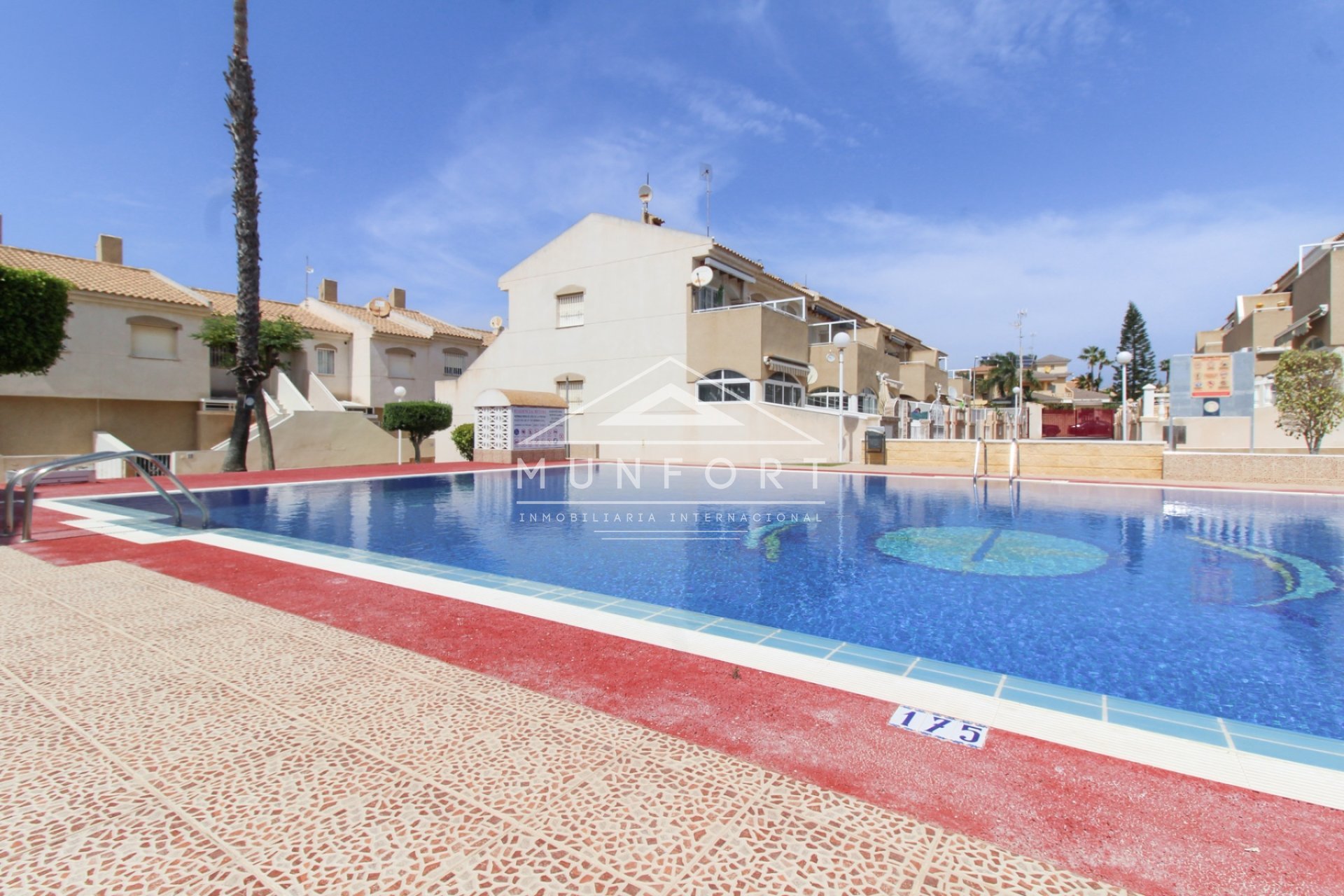 Återförsäljning - Bungalows -
Torrevieja - Aguas Nuevas - Torrevieja