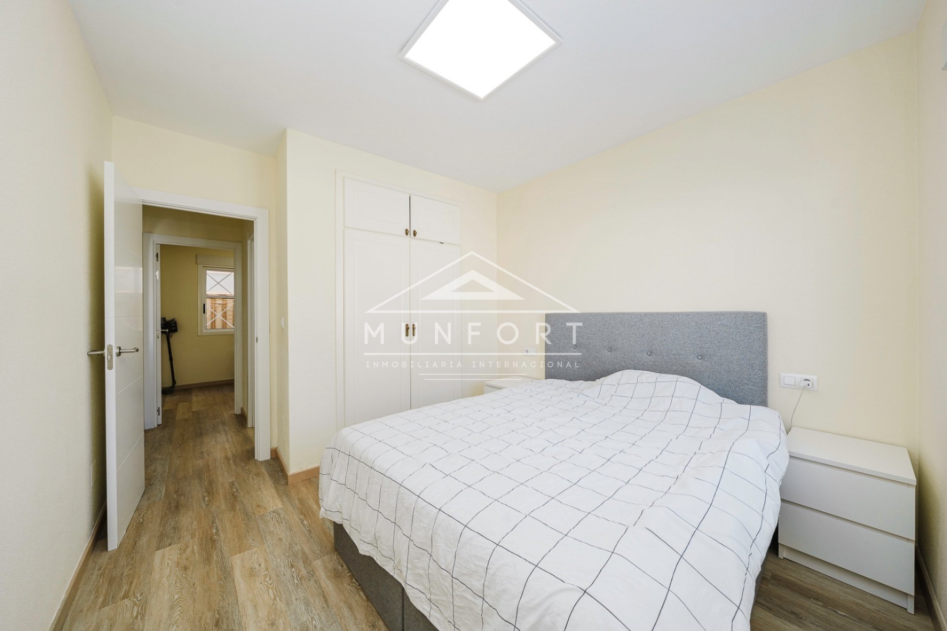 Återförsäljning - Bungalows -
Torrevieja - La Mata - Torrevieja