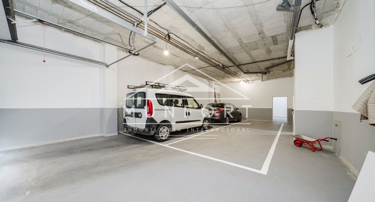 Återförsäljning - Byggnad -
Pilar de la Horadada