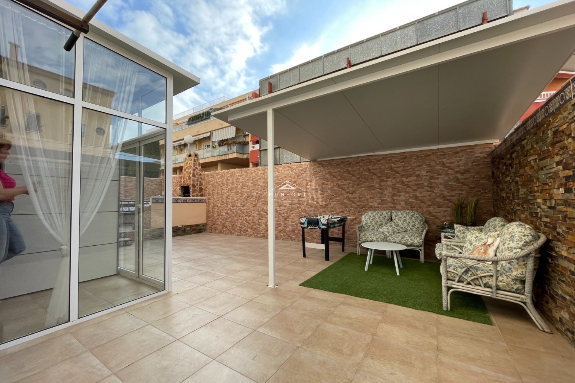 Återförsäljning - Duplex -
Torrevieja