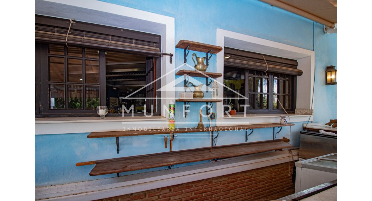 Återförsäljning - Kommersiella lokaler -
Orihuela Costa - Dehesa de Campoamor