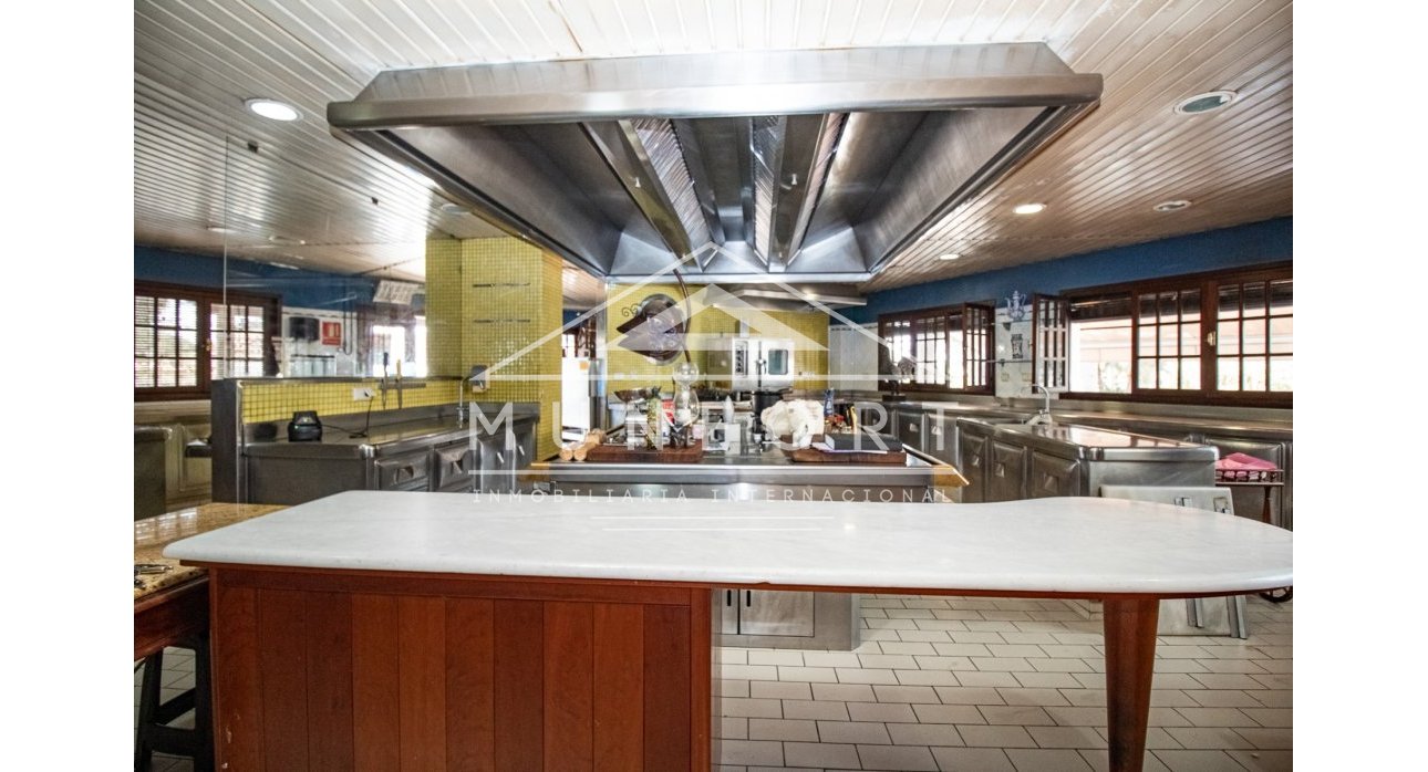 Återförsäljning - Kommersiella lokaler -
Orihuela Costa - Dehesa de Campoamor