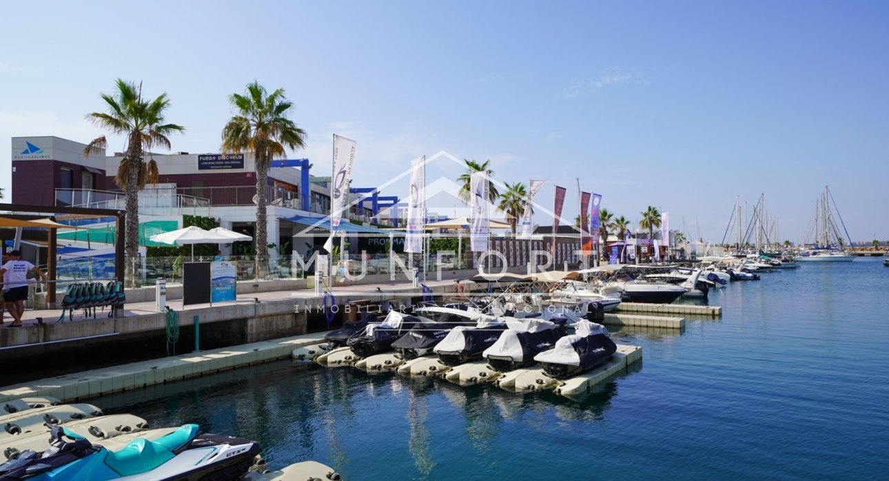 Återförsäljning - Kommersiella lokaler -
Torrevieja - Centro - Torrevieja