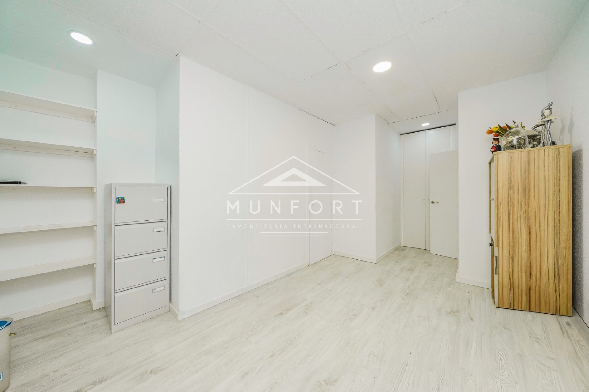 Återförsäljning - Kontor -
Murcia