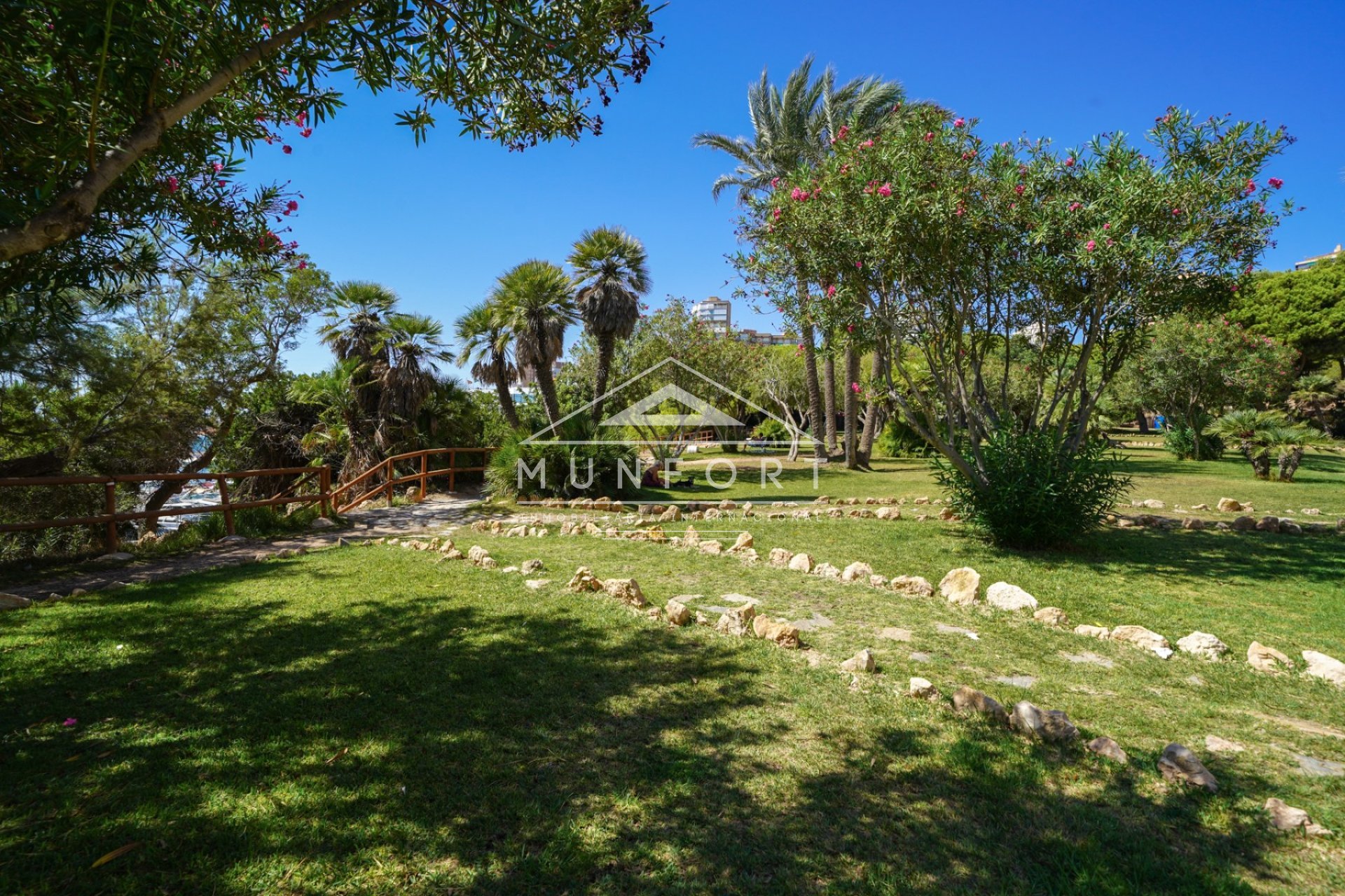 Återförsäljning - Lägenheter -
Orihuela Costa - Dehesa de Campoamor