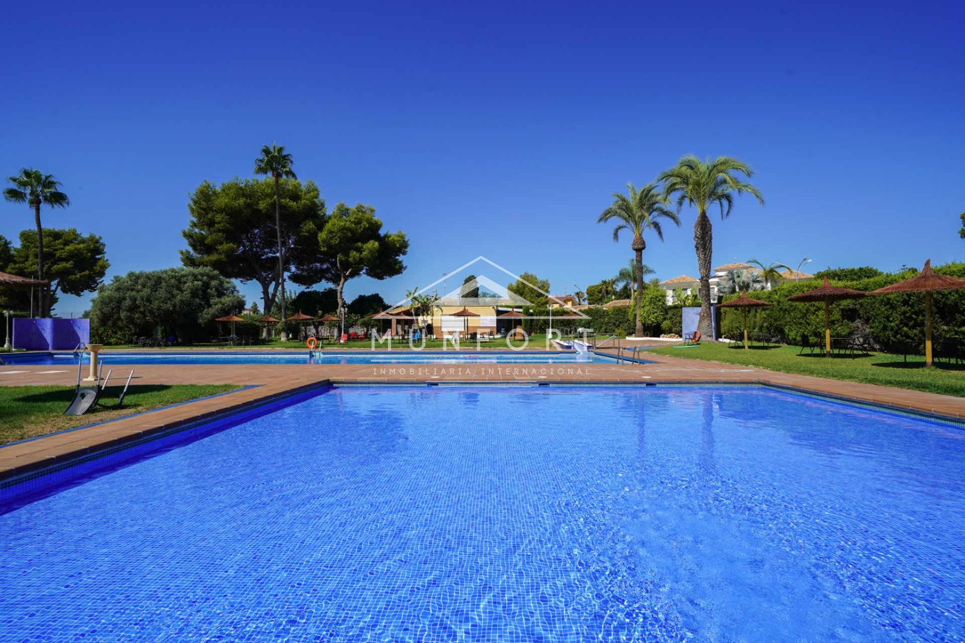 Återförsäljning - Lägenheter -
Orihuela Costa - Dehesa de Campoamor