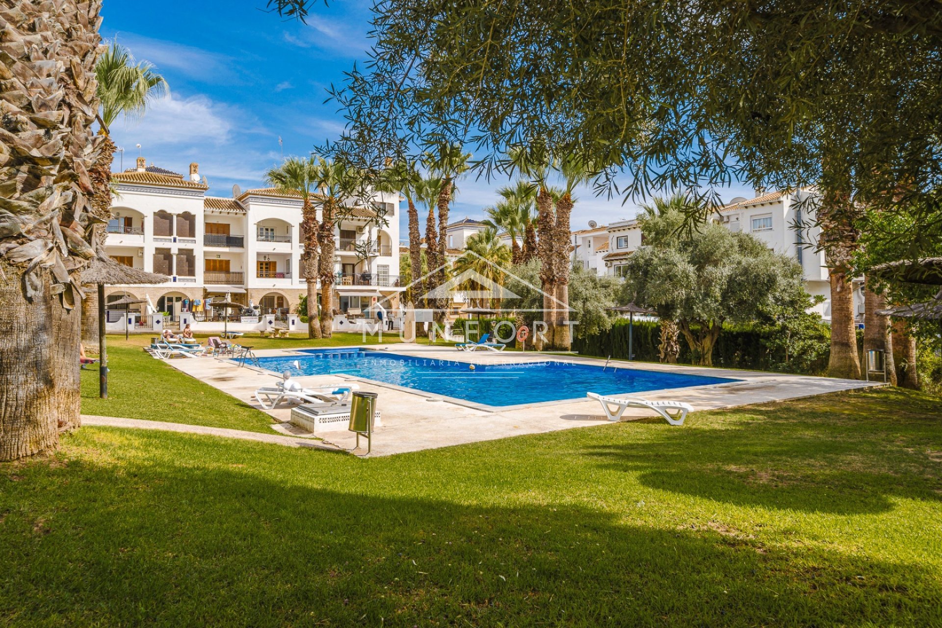 Återförsäljning - Lägenheter -
Orihuela Costa - Villamartín