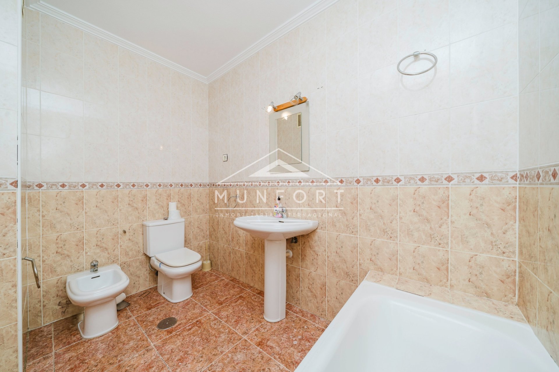 Återförsäljning - Lägenheter -
Pilar de la Horadada