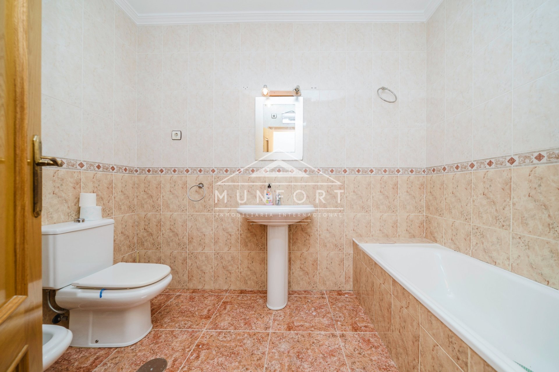 Återförsäljning - Lägenheter -
Pilar de la Horadada