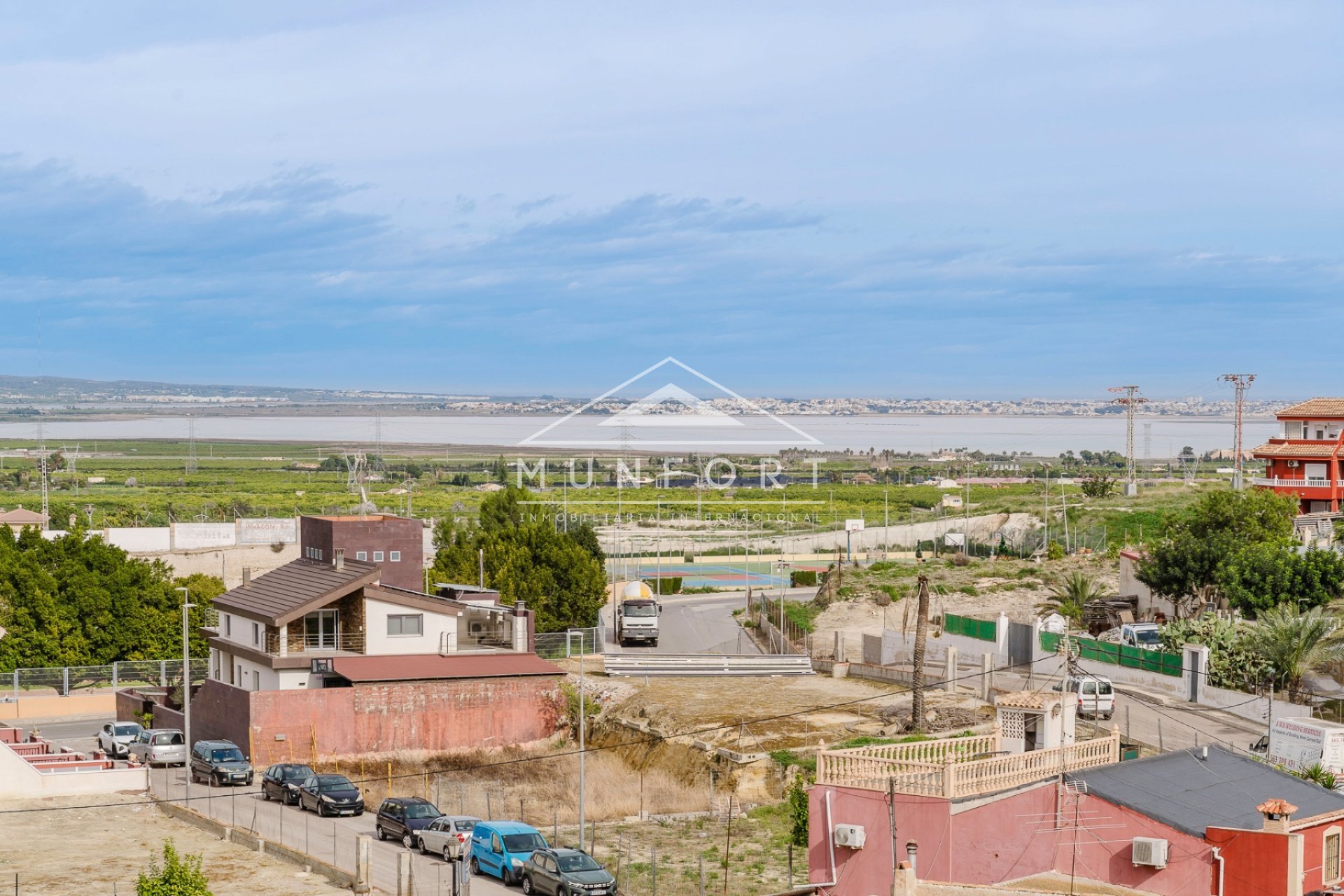 Återförsäljning - Lägenheter -
San Miguel de Salinas