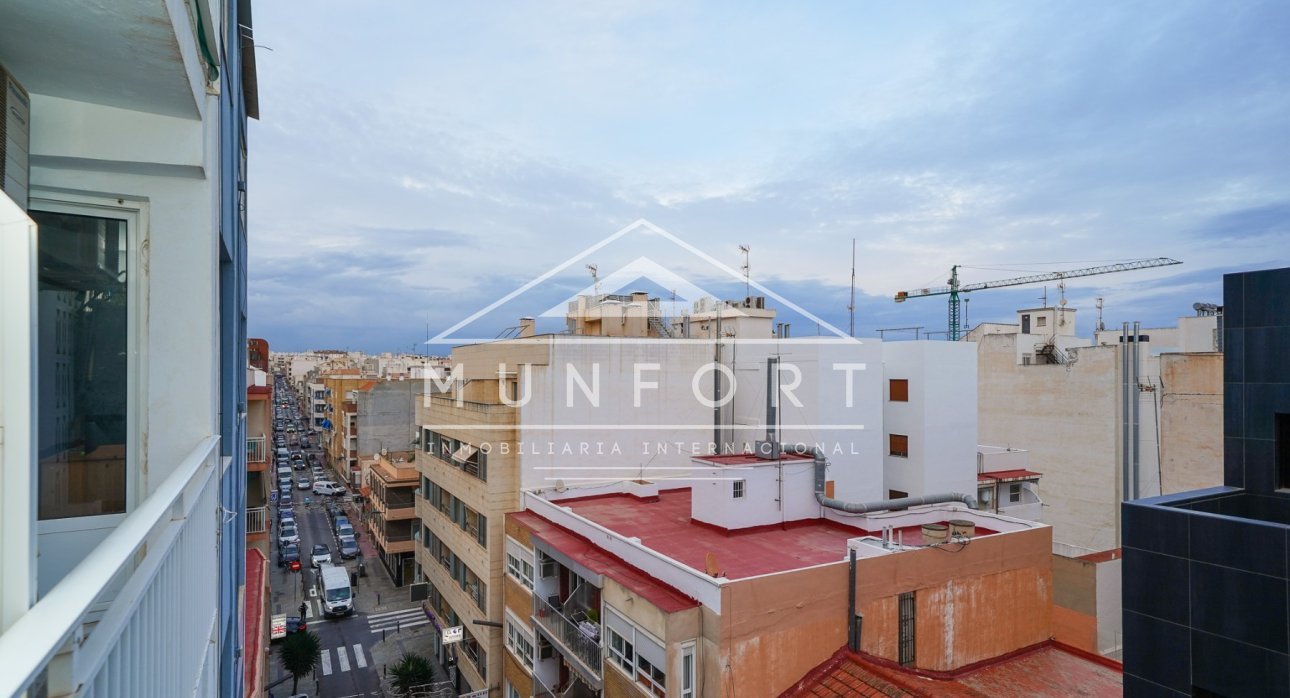 Återförsäljning - Lägenheter -
Torrevieja - Centro - Torrevieja